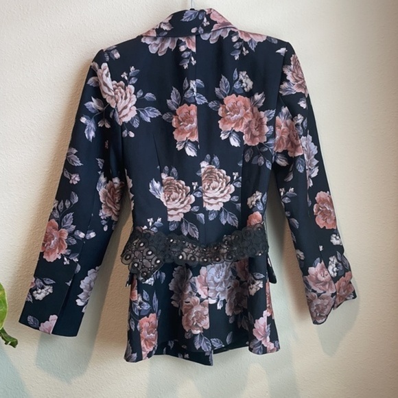Keepsake Atomic Floral Print Belted Blazer - Picture 8 of 8
